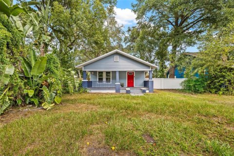 House in Tampa, Florida 2 bedrooms, 85.1 sq.m. № 2198330 - photo 3