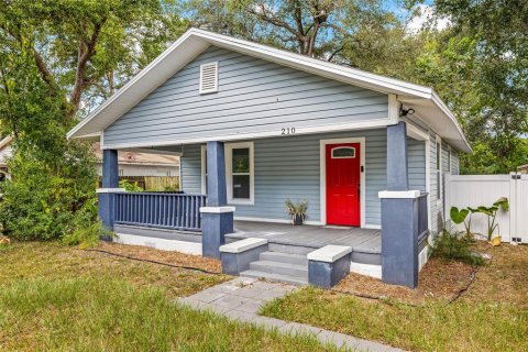 House in Tampa, Florida 2 bedrooms, 85.1 sq.m. № 2198330 - photo 5