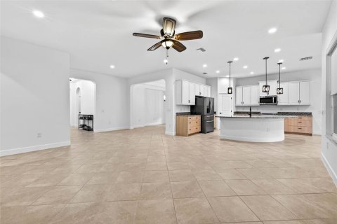 House in Wesley Chapel, Florida 4 bedrooms, 243.13 sq.m. № 1782681 - photo 19