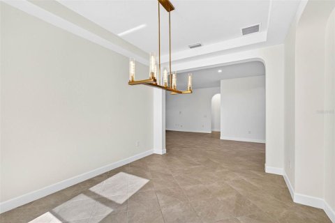 House in Wesley Chapel, Florida 4 bedrooms, 243.13 sq.m. № 1782681 - photo 10