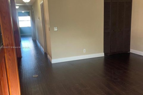 House in Boca Raton, Florida 3 bedrooms, 169.83 sq.m. № 1849098 - photo 26