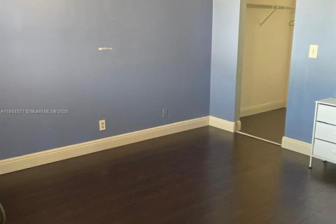 House in Boca Raton, Florida 3 bedrooms, 169.83 sq.m. № 1849098 - photo 22