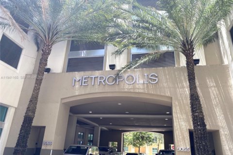 Condo in Miami, Florida, 2 bedrooms  № 1998117 - photo 30