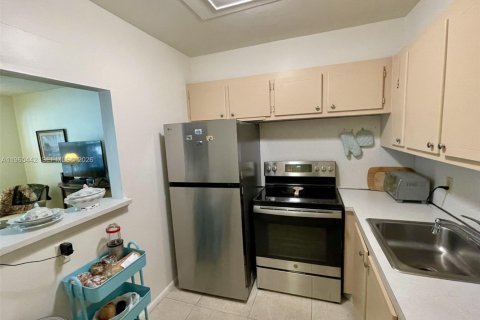 Copropriété à vendre à Deerfield Beach, Floride: 1 chambre, 65.03 m2 № 2027022 - photo 13