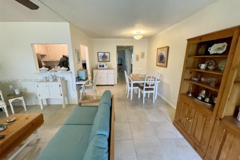 Copropriété à vendre à Deerfield Beach, Floride: 1 chambre, 65.03 m2 № 2027022 - photo 6