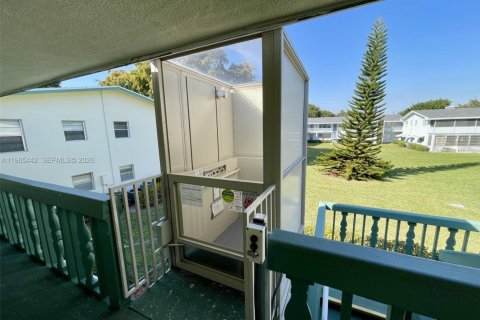 Copropriété à vendre à Deerfield Beach, Floride: 1 chambre, 65.03 m2 № 2027022 - photo 26