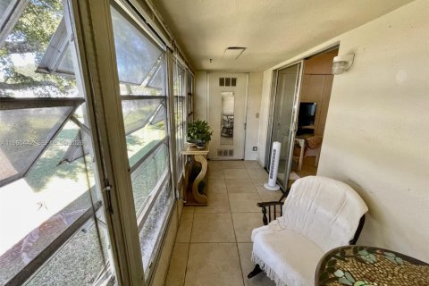 Copropriété à vendre à Deerfield Beach, Floride: 1 chambre, 65.03 m2 № 2027022 - photo 17