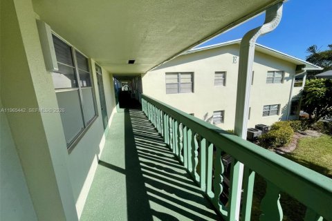 Copropriété à vendre à Deerfield Beach, Floride: 1 chambre, 65.03 m2 № 2027022 - photo 28