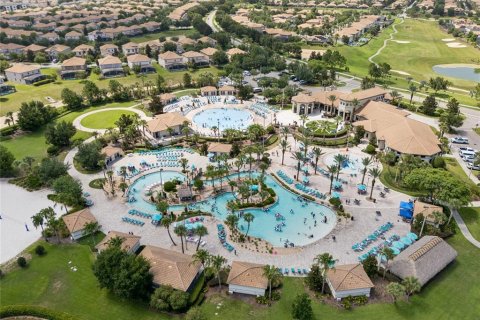 Casa en venta en Davenport, Florida, 6 dormitorios, 305.74 m2 № 2217383 - foto 27