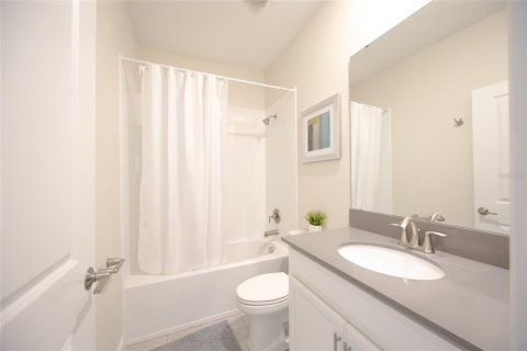 Casa en venta en Davenport, Florida, 6 dormitorios, 305.74 m2 № 2217383 - foto 16