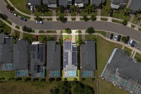 Casa en venta en Davenport, Florida, 6 dormitorios, 305.74 m2 № 2217383 - foto 5