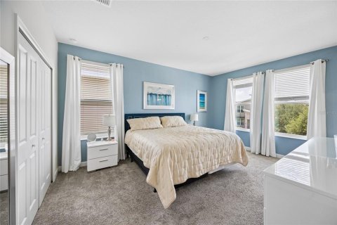 Casa en venta en Davenport, Florida, 6 dormitorios, 305.74 m2 № 2217383 - foto 24