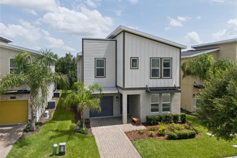 Casa en venta en Davenport, Florida, 6 dormitorios, 305.74 m2 № 2217383 - foto 2