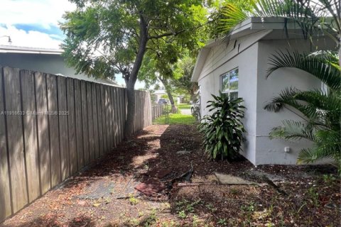 Villa ou maison à louer à Pompano Beach, Floride: 3 chambres, 133.69 m2 № 1973664 - photo 26