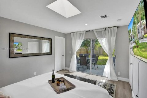 Villa ou maison à louer à Pompano Beach, Floride: 3 chambres, 133.69 m2 № 1973664 - photo 16