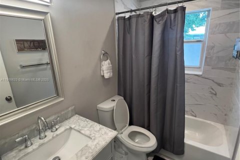 Villa ou maison à louer à Pompano Beach, Floride: 3 chambres, 133.69 m2 № 1973664 - photo 29