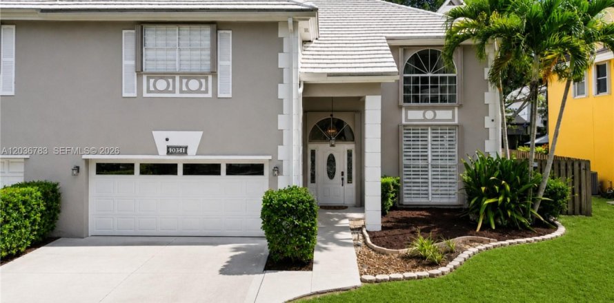 House in Cooper City, Florida 4 bedrooms, 237.09 sq.m. № 2086930