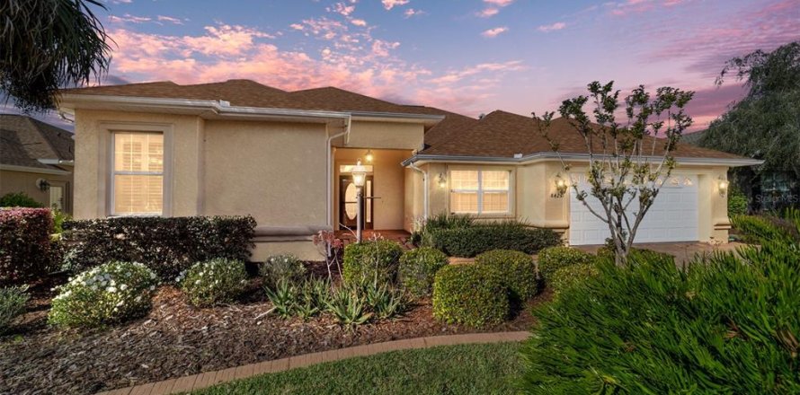 House in Ocala, Florida 3 bedrooms, 212.1 sq.m. № 1581123