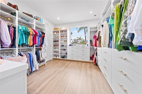 Купить таунхаус в Дорал, Флорида 3 спальни, 141.21м2, № 2047913 - фото 14