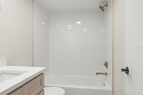 Condo in Oldsmar, Florida, 2 bedrooms  № 1854009 - photo 30