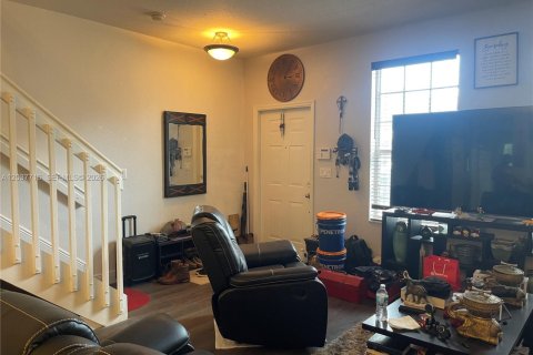 Townhouse in Plantation, Florida 2 bedrooms, 118.91 sq.m. № 2086680 - photo 4