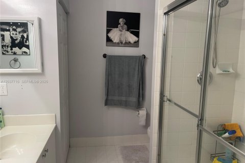 Townhouse in Plantation, Florida 2 bedrooms, 118.91 sq.m. № 2086680 - photo 22