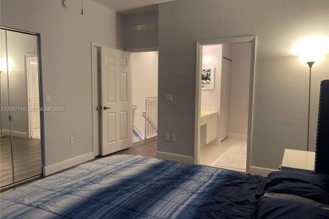 Townhouse in Plantation, Florida 2 bedrooms, 118.91 sq.m. № 2086680 - photo 17