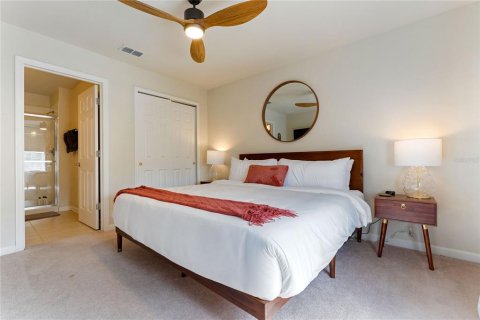 Villa ou maison à vendre à Kissimmee, Floride: 6 chambres, 261.24 m2 № 2234252 - photo 14