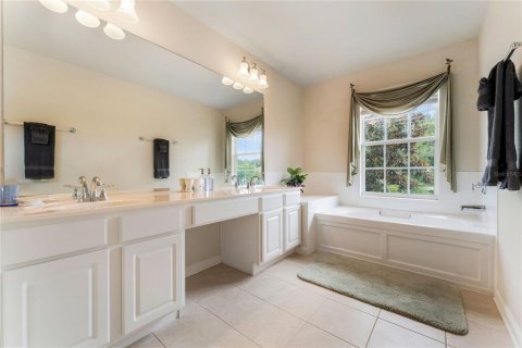Villa ou maison à vendre à Kissimmee, Floride: 6 chambres, 261.24 m2 № 2234252 - photo 11