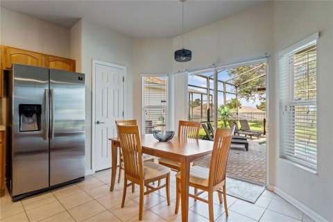 Villa ou maison à vendre à Kissimmee, Floride: 6 chambres, 261.24 m2 № 2234252 - photo 21