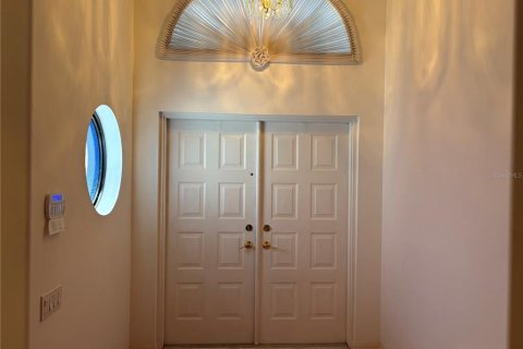 Villa ou maison à vendre à Cape Coral, Floride: 4 chambres, 293.29 m2 № 2431646 - photo 4