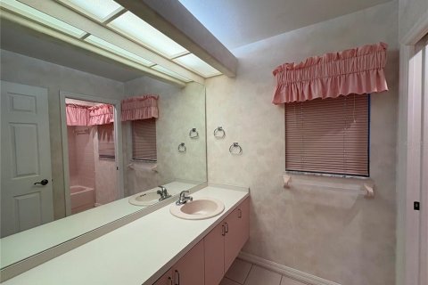 Villa ou maison à vendre à Cape Coral, Floride: 4 chambres, 293.29 m2 № 2431646 - photo 21
