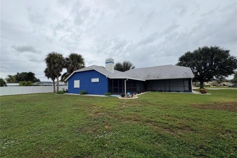 Villa ou maison à vendre à Cape Coral, Floride: 4 chambres, 293.29 m2 № 2431646 - photo 29