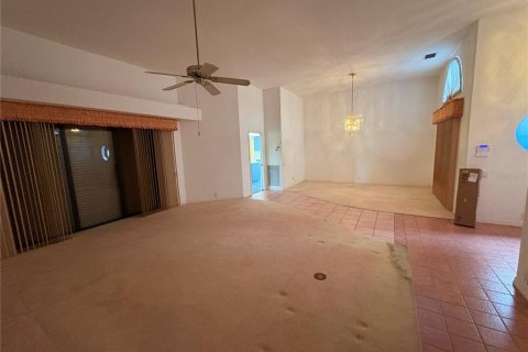 Villa ou maison à vendre à Cape Coral, Floride: 4 chambres, 293.29 m2 № 2431646 - photo 5