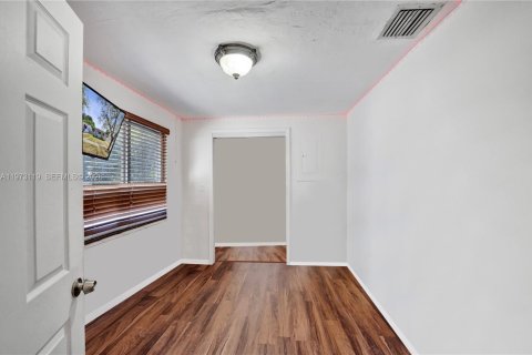 Купить виллу или дом в Холливуд, Флорида 3 спальни, 107.3м2, № 2034103 - фото 23