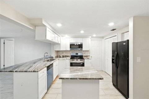 Casa en venta en Port Richey, Florida, 3 dormitorios, 137.4 m2 № 2207201 - foto 8