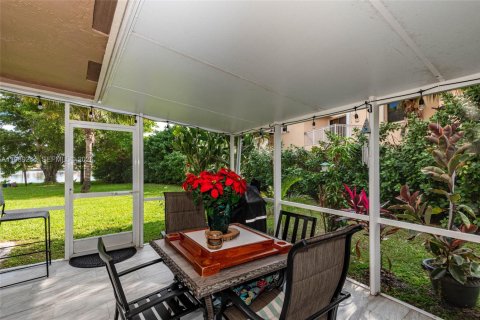 Touwnhouse à louer à Hialeah, Floride: 2 chambres, 122.26 m2 № 1996827 - photo 26