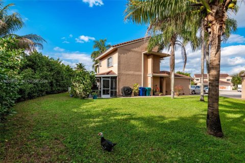 Touwnhouse à louer à Hialeah, Floride: 2 chambres, 122.26 m2 № 1996827 - photo 27