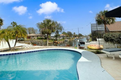 House in Palm Coast, Florida 4 bedrooms, 266.26 sq.m. № 1569626 - photo 29