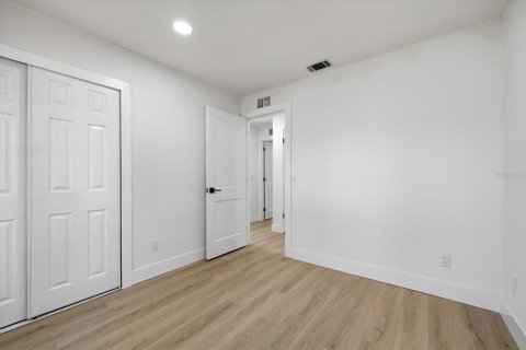Casa en venta en Seffner, Florida, 3 dormitorios, 134.06 m2 № 2095667 - foto 18