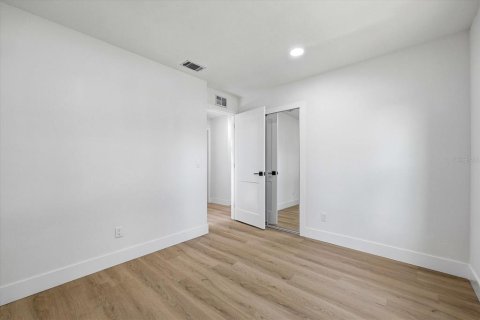 Casa en venta en Seffner, Florida, 3 dormitorios, 134.06 m2 № 2095667 - foto 20