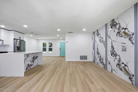 Casa en venta en Seffner, Florida, 3 dormitorios, 134.06 m2 № 2095667 - foto 12