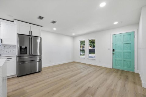 Casa en venta en Seffner, Florida, 3 dormitorios, 134.06 m2 № 2095667 - foto 6