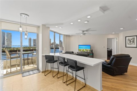 Copropriété à vendre à Aventura, Floride: 1 chambre, 97.55 m2 № 1928171 - photo 6