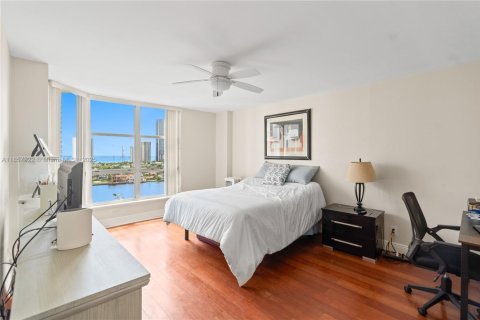 Copropriété à vendre à Aventura, Floride: 1 chambre, 97.55 m2 № 1928171 - photo 12