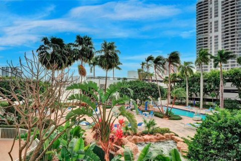 Copropriété à vendre à Aventura, Floride: 1 chambre, 97.55 m2 № 1928171 - photo 24