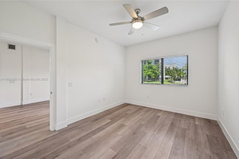 Appartement à louer à Tamarac, Floride: 2 chambres, 96.06 m2 № 1946707 - photo 8