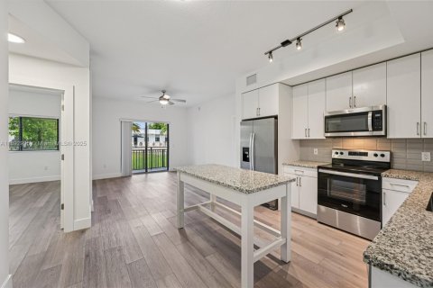 Appartement à louer à Tamarac, Floride: 2 chambres, 96.06 m2 № 1946707 - photo 6