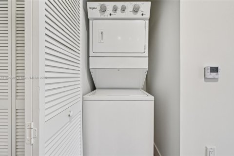 Appartement à louer à Tamarac, Floride: 2 chambres, 96.06 m2 № 1946707 - photo 14