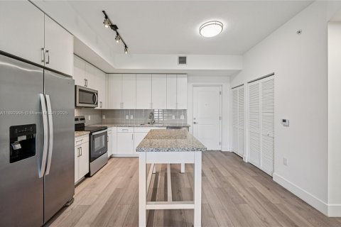 Appartement à louer à Tamarac, Floride: 2 chambres, 96.06 m2 № 1946707 - photo 5